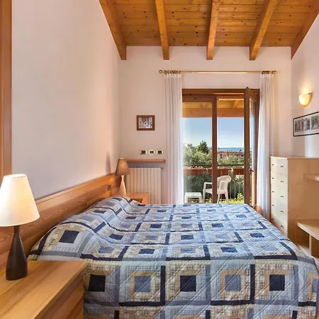 Casa Flora * Garda (Verona)